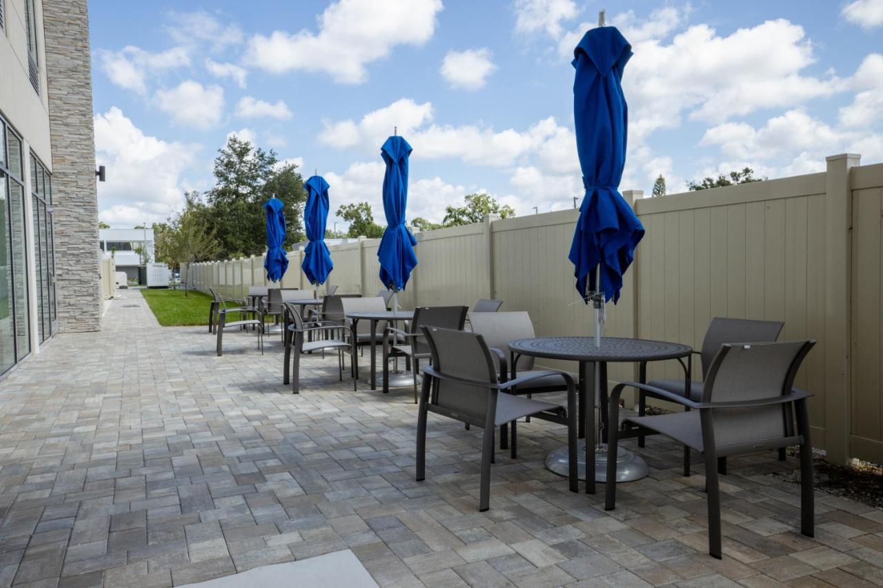 Holiday Inn Express & Suites Tampa Stadium - Airport Area By Ihg المظهر الخارجي الصورة
