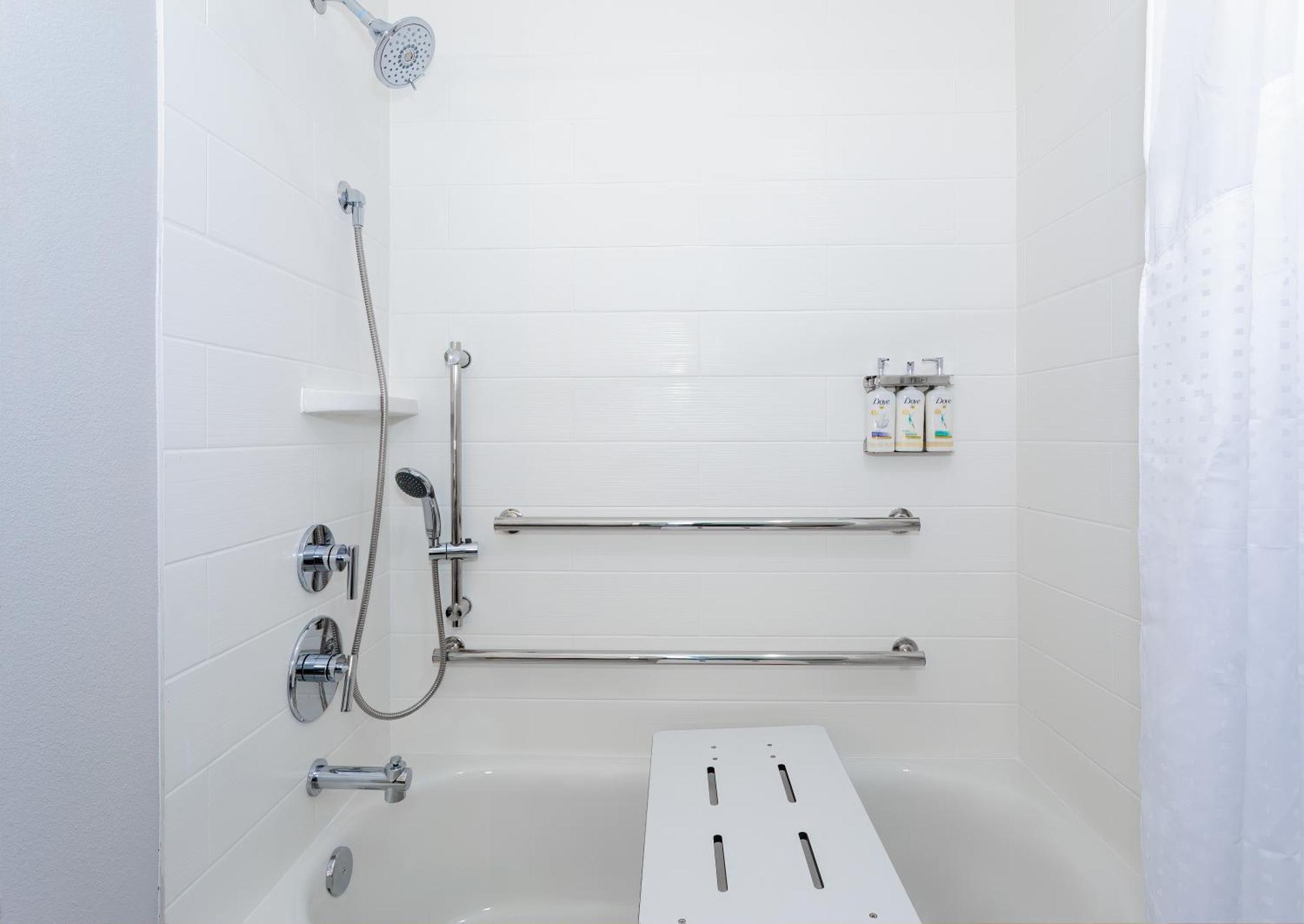 Holiday Inn Express & Suites Tampa Stadium - Airport Area By Ihg المظهر الخارجي الصورة