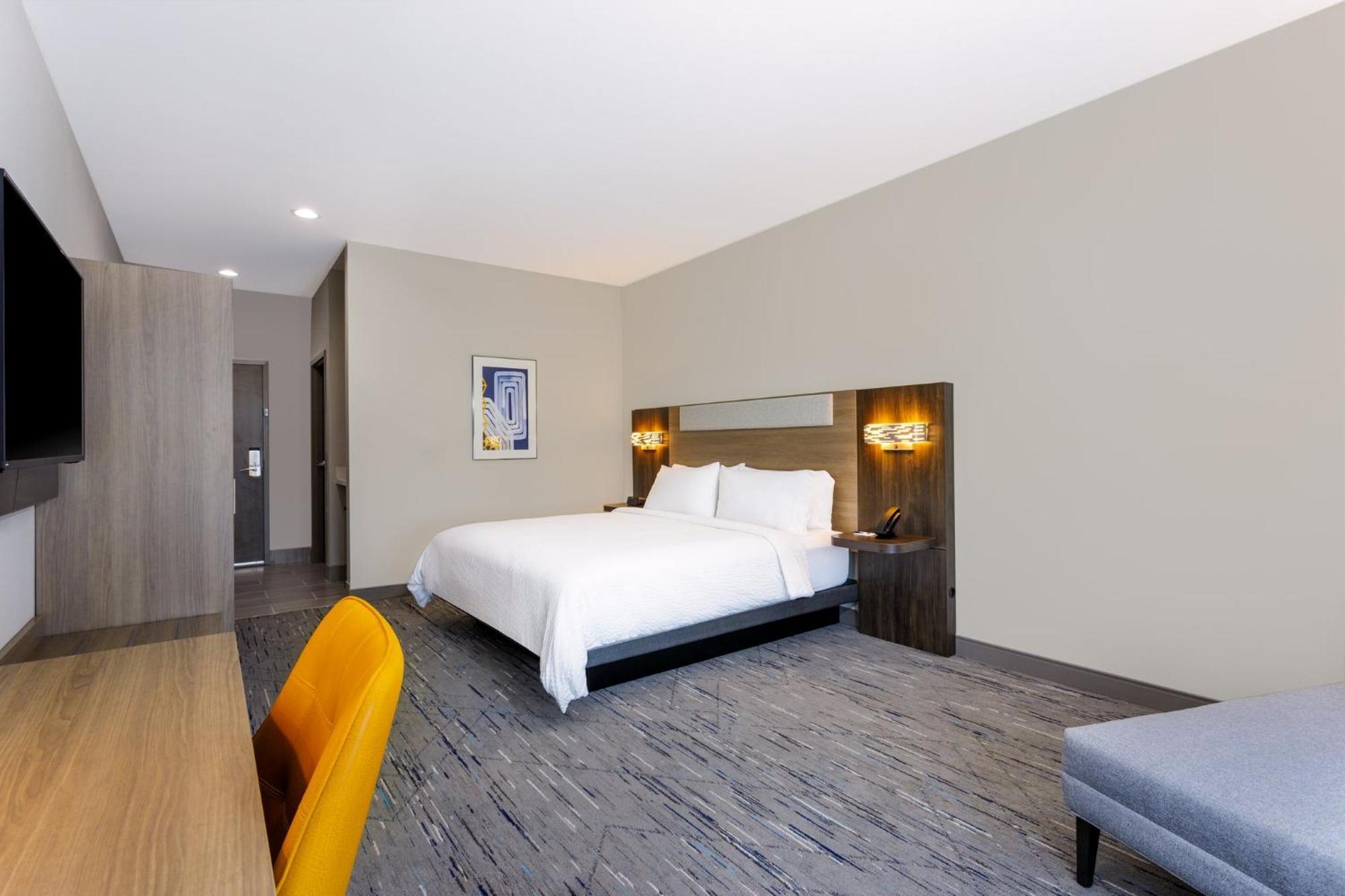 Holiday Inn Express & Suites Tampa Stadium - Airport Area By Ihg المظهر الخارجي الصورة