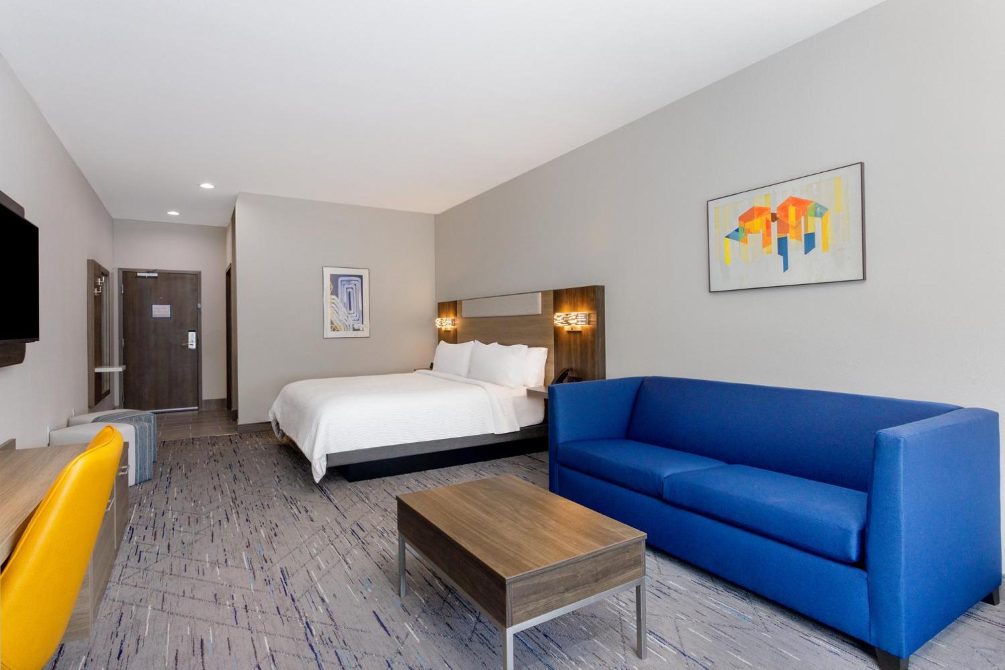 Holiday Inn Express & Suites Tampa Stadium - Airport Area By Ihg المظهر الخارجي الصورة