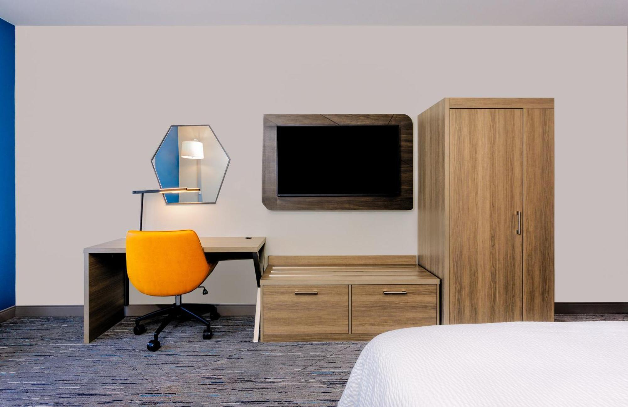 Holiday Inn Express & Suites Tampa Stadium - Airport Area By Ihg المظهر الخارجي الصورة
